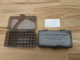 Berry 408-45 schwarz.jpg